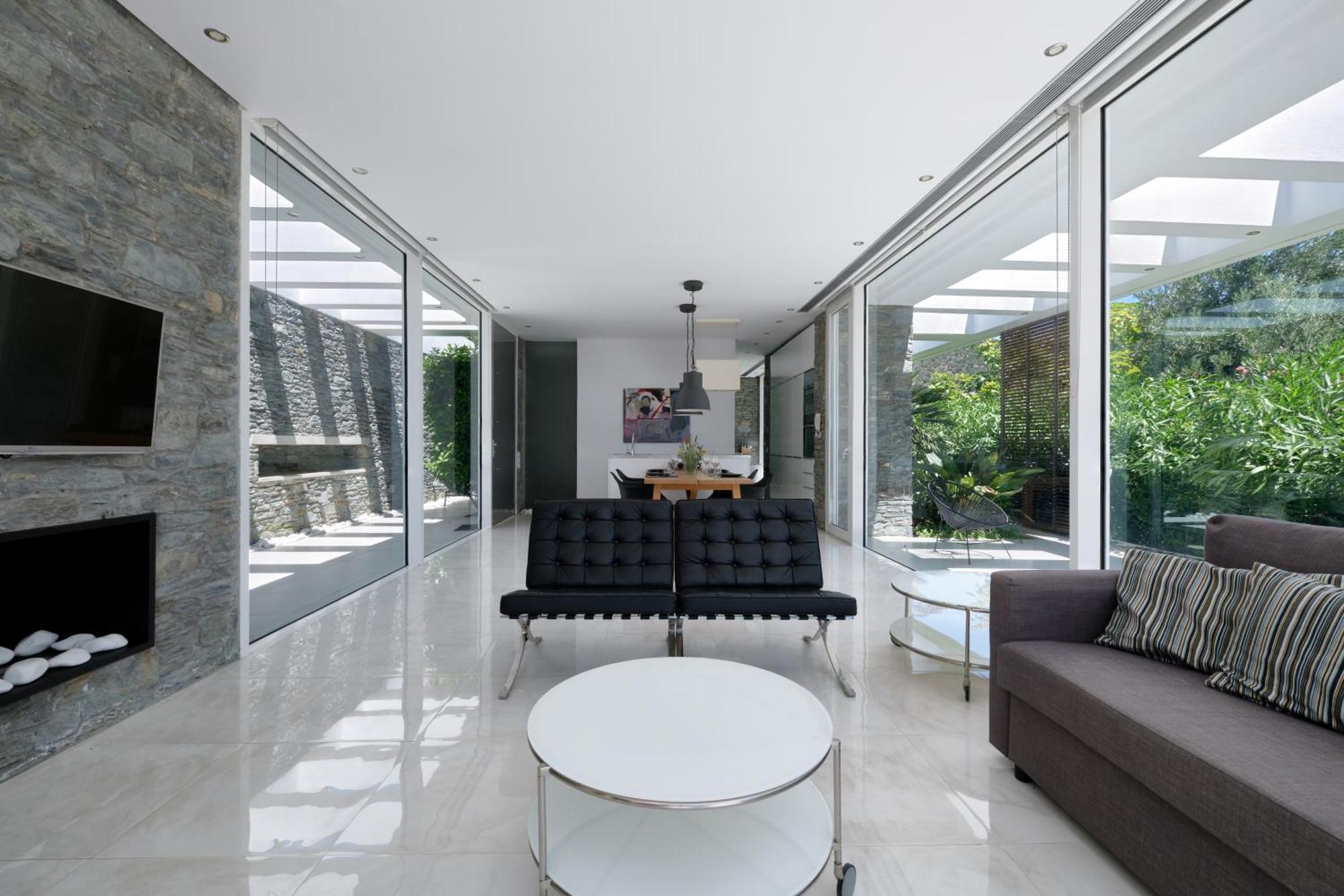 A - Luxury Villas Plomari Extérieur photo